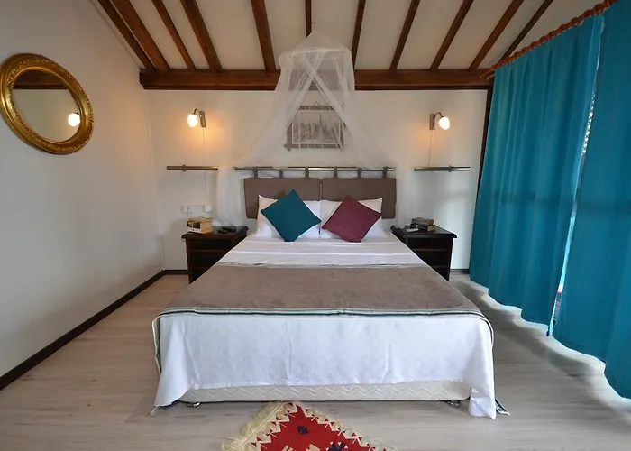 Blu Brezza Marine Lodge