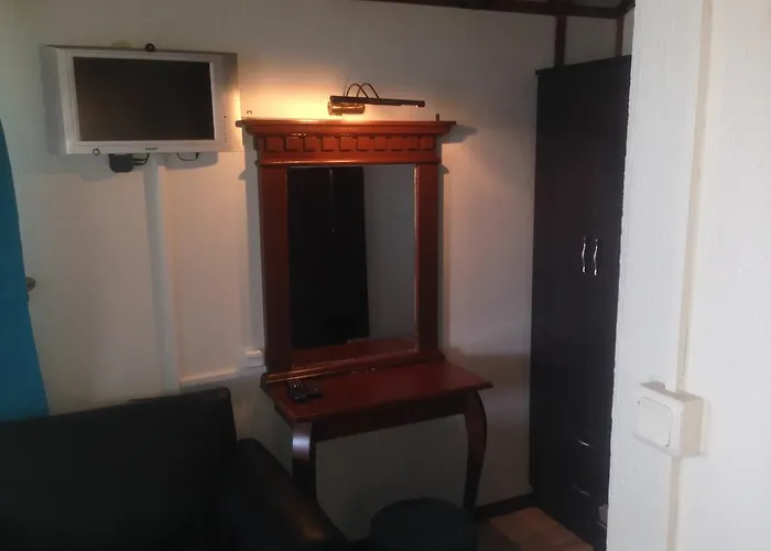 Blu Brezza Marine 山林小屋 希萨勒尼