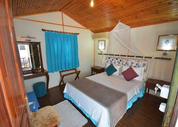 Blu Brezza Marine Lodge