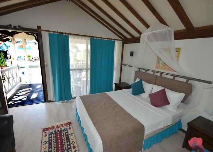 Blu Brezza Marine Lodge