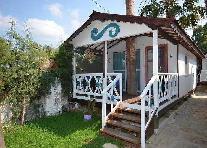 Blu Brezza Marine * 希萨勒尼