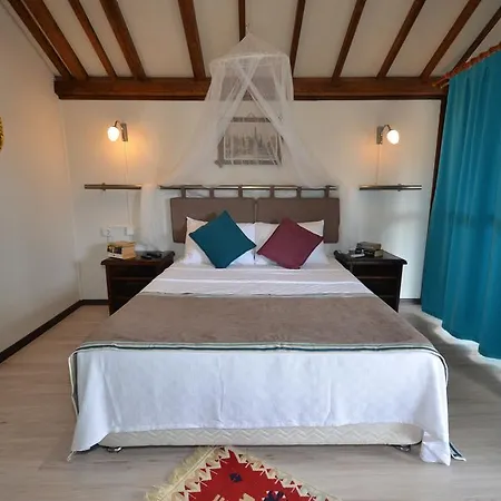 Blu Brezza Marine Lodge