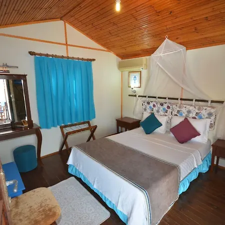 Blu Brezza Marine Lodge