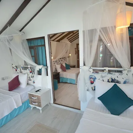 Blu Brezza Marine Lodge